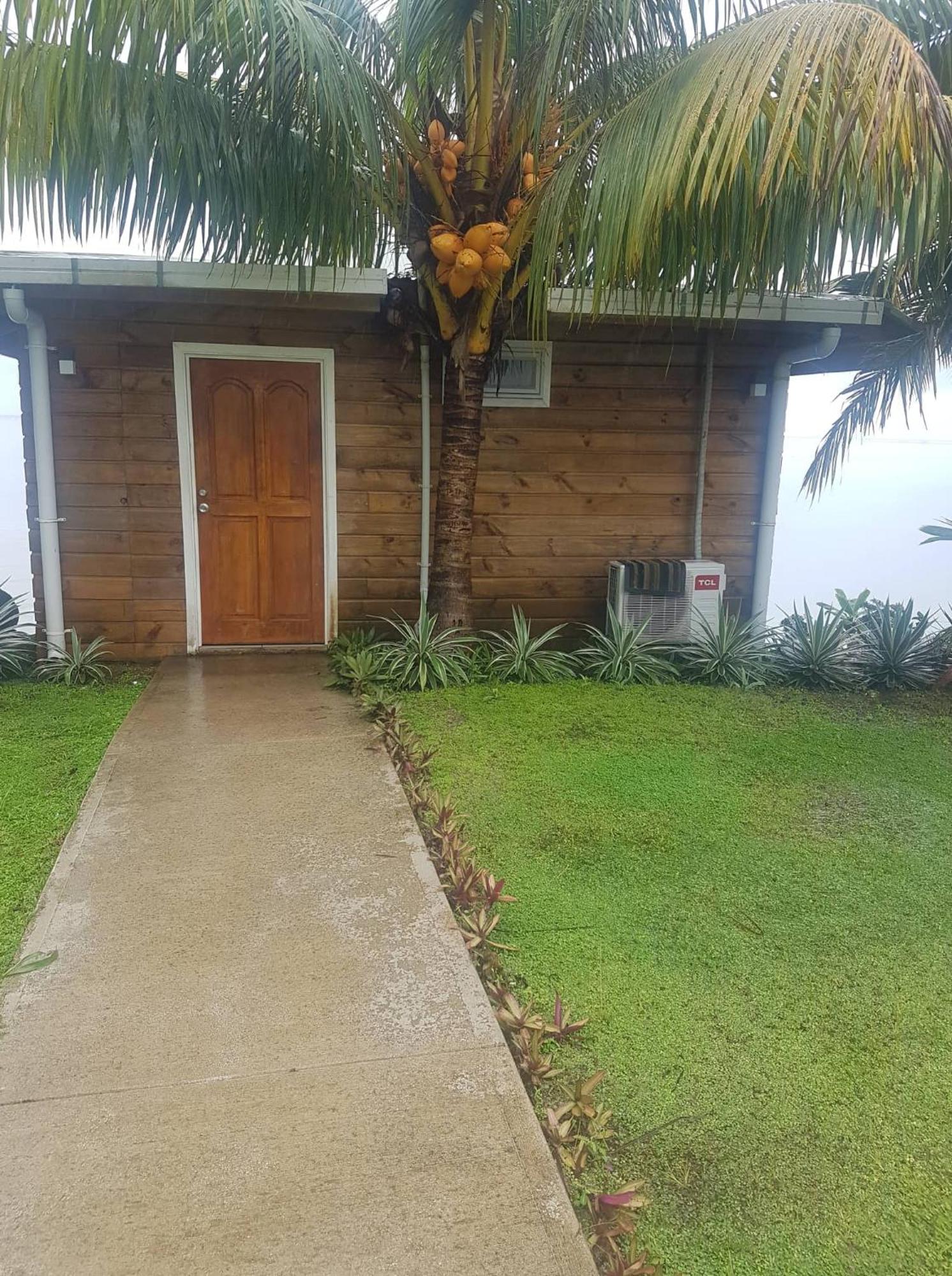 Le Uaina Beach Resort Faleapuna Exteriér fotografie