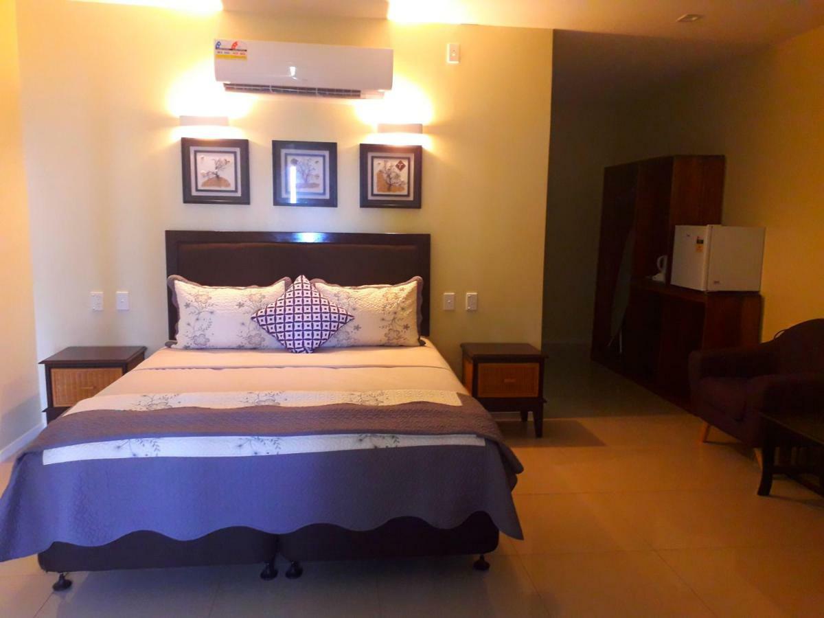 Le Uaina Beach Resort Faleapuna Exteriér fotografie