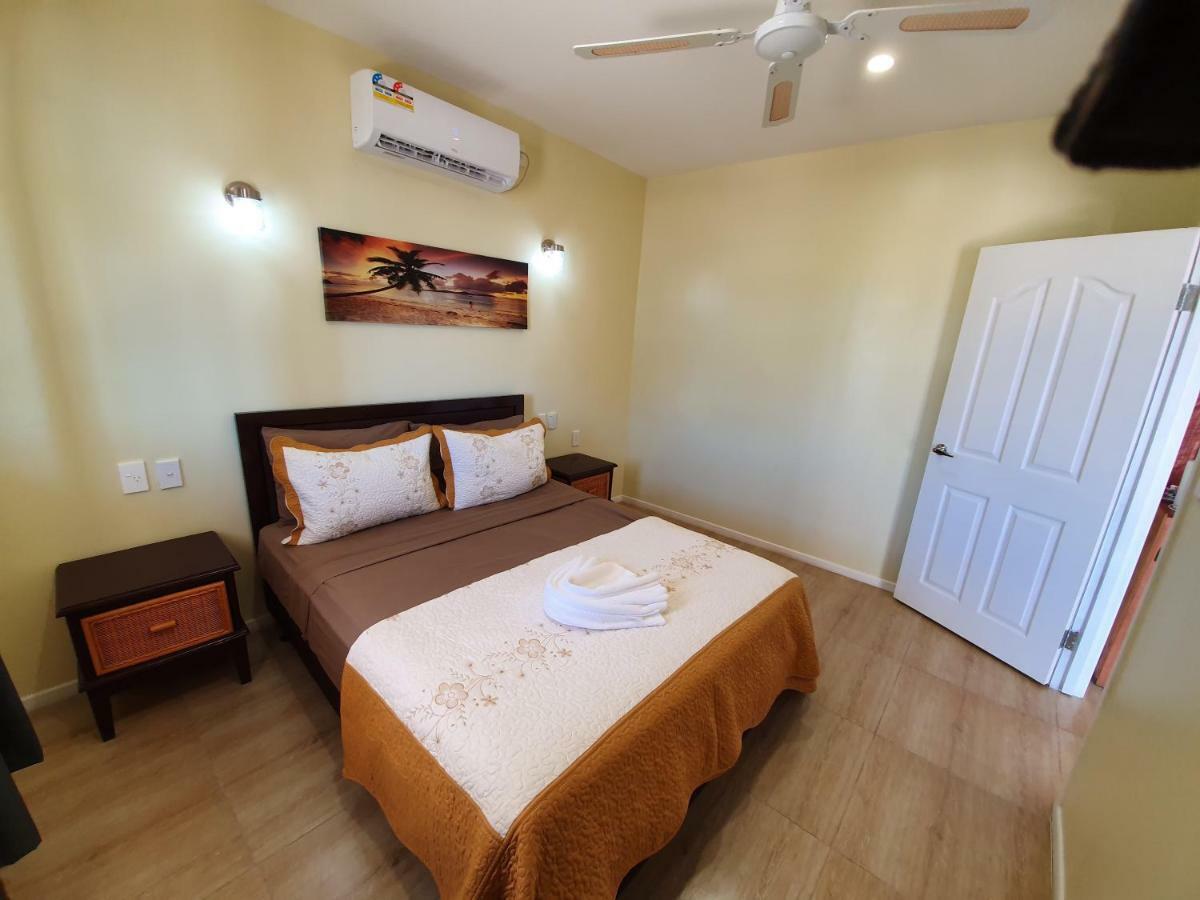 Le Uaina Beach Resort Faleapuna Exteriér fotografie